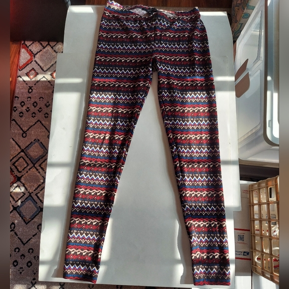 Forever 21 soft colorful leggings - Picture 4 of 7